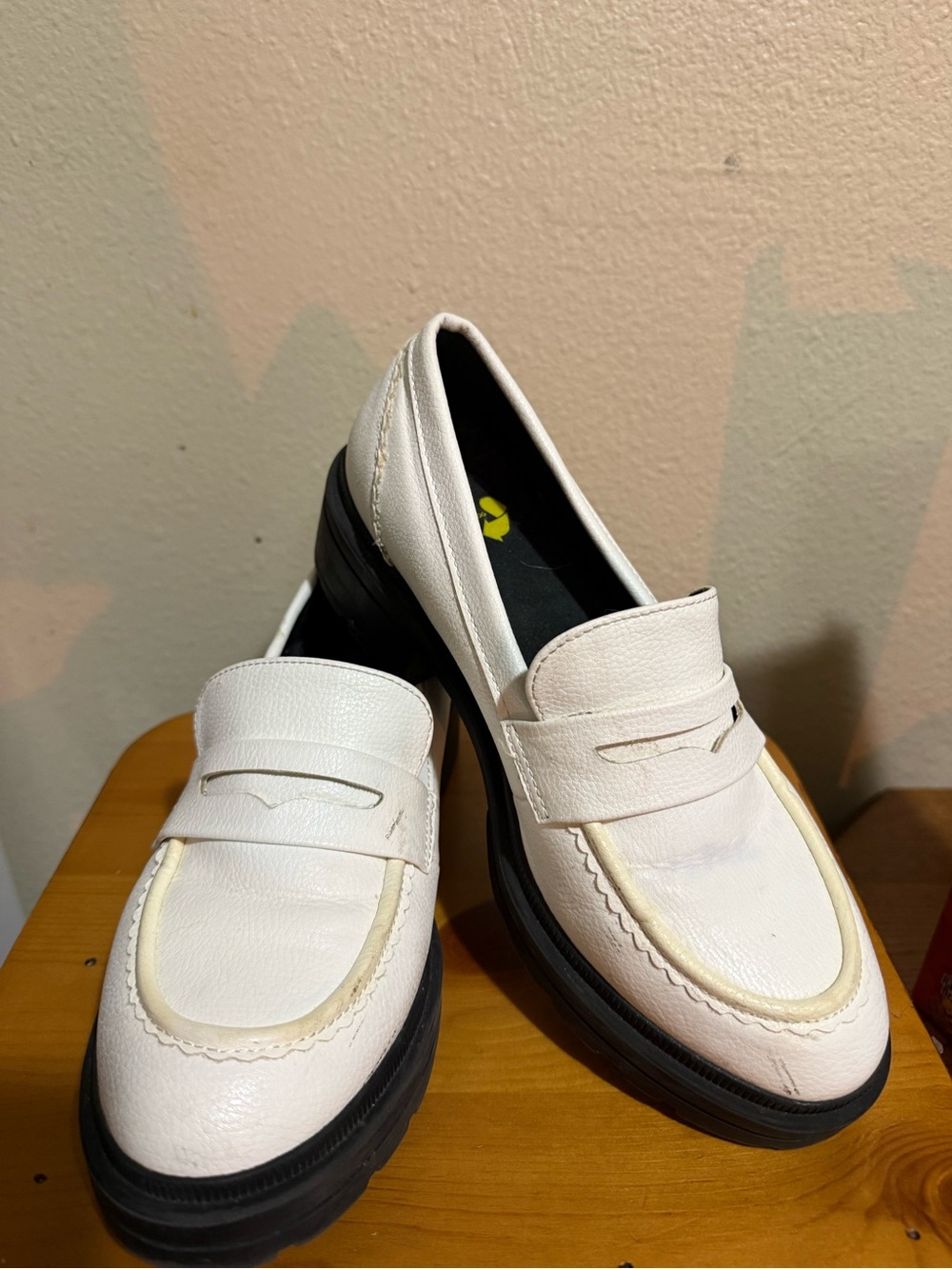 Rocket Dog Women's Y2K platform White Penny Loafers with Black Sole